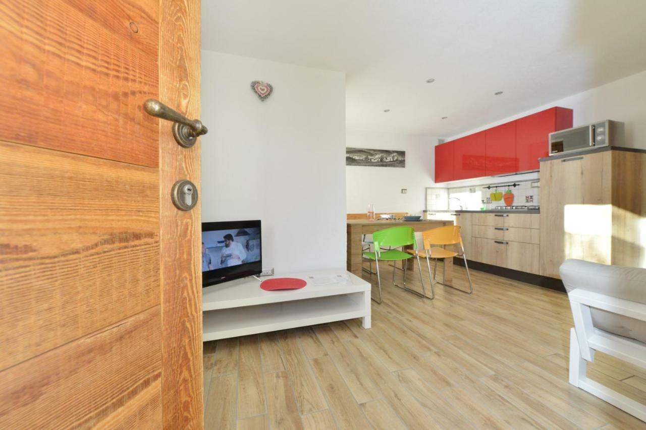 Lo Metcho Dou Bino Apartment Antey-Saint-André Exterior foto